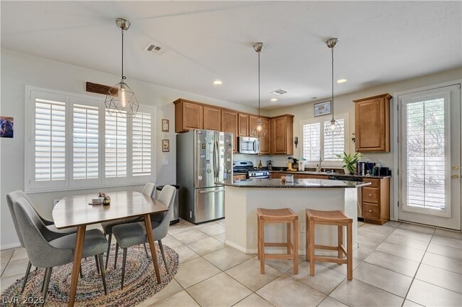 Building Photo - 7355 Brisbane Hills St