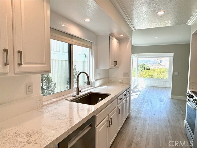 Building Photo - 24135 Windward Dr