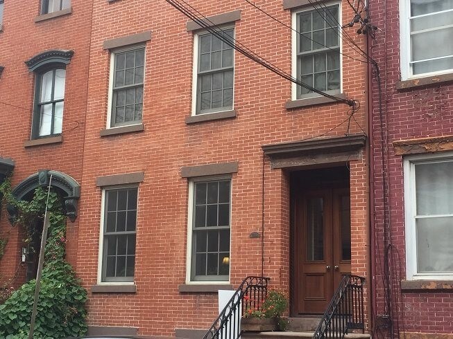 Primary Photo - 244 1/2 1st St