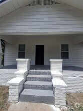 Building Photo - 1103 Sheridan Ave