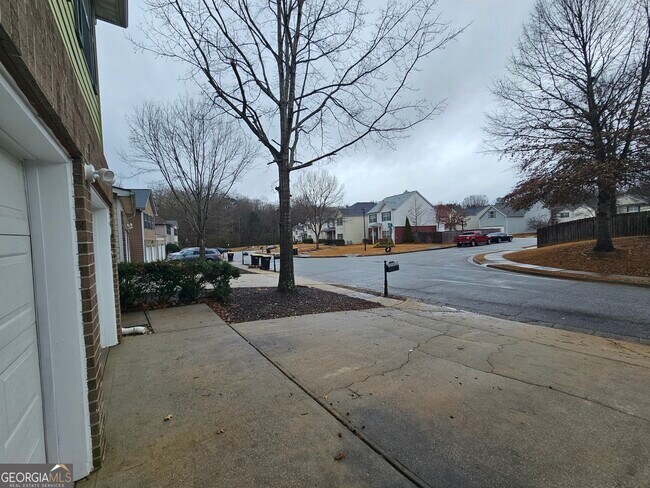 Building Photo - 206 Southwind Ln