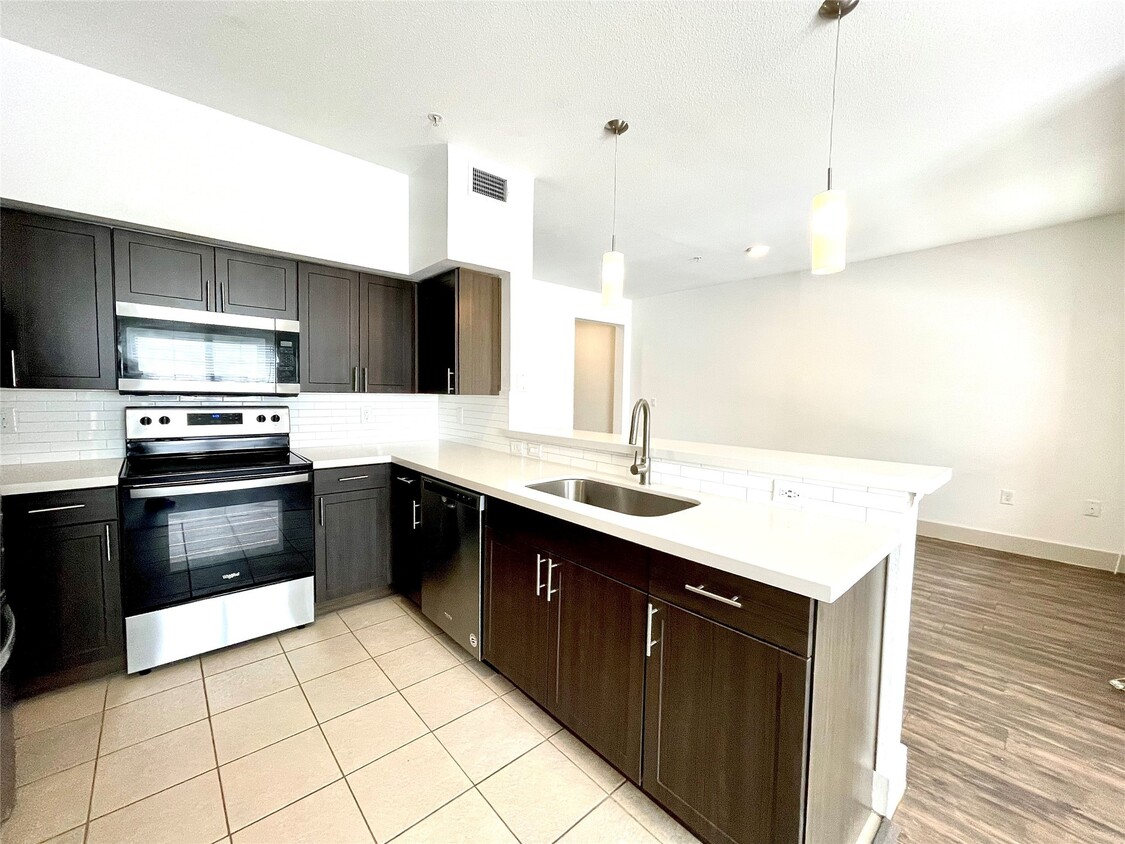 Foto principal - 2222 Smith St