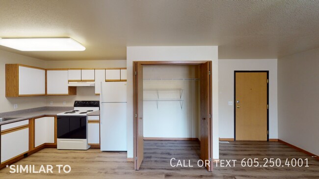 Building Photo - 3 Bed Apartment in Tea, SD
