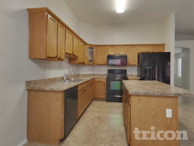 Building Photo - 9066 E Cedar Basin Ln