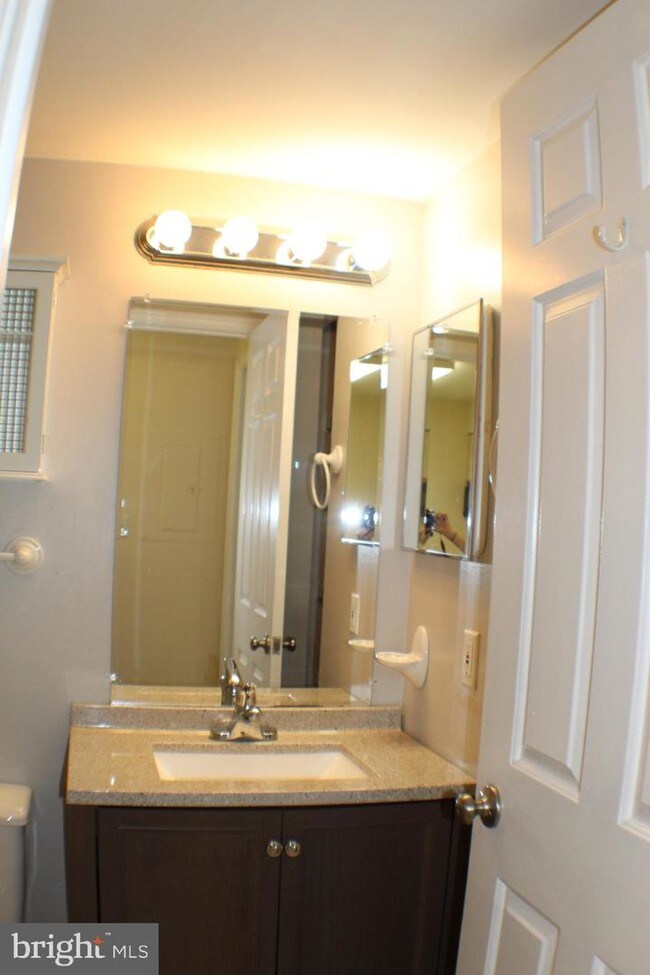 Building Photo - 13538 Orchard Dr