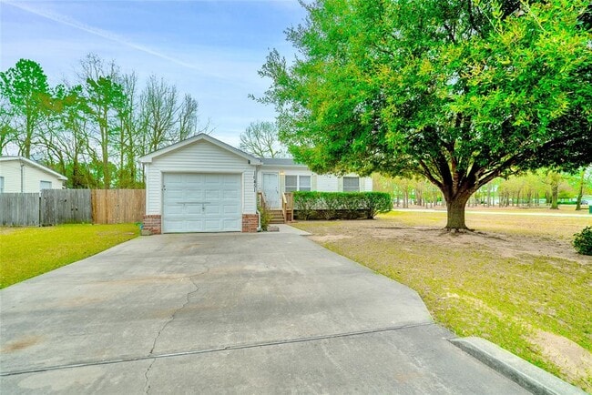 Building Photo - 16451 Desert Star Ct