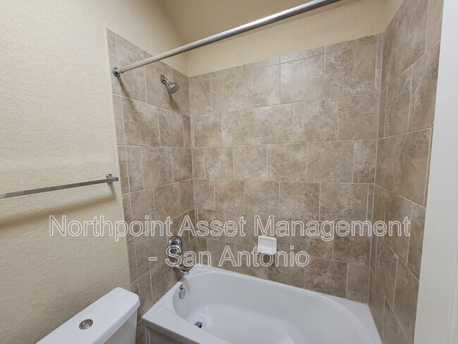 Building Photo - 15146 Stagehand Dr