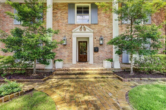 Building Photo - 3730 Del Monte Dr