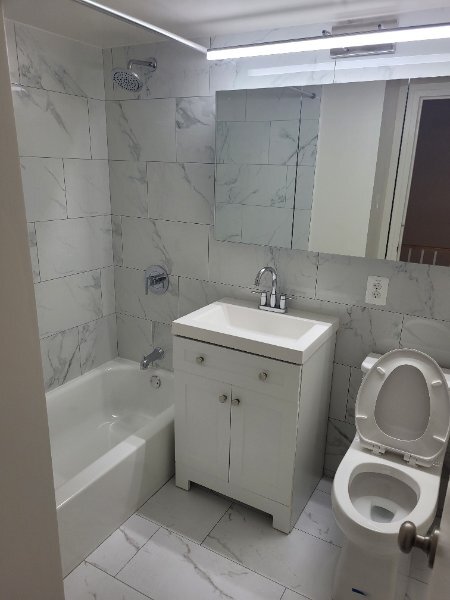 Foto del edificio - 240 G St SW