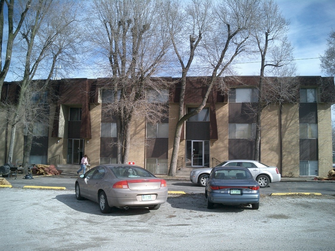 Foto principal - 219 Kenwood St