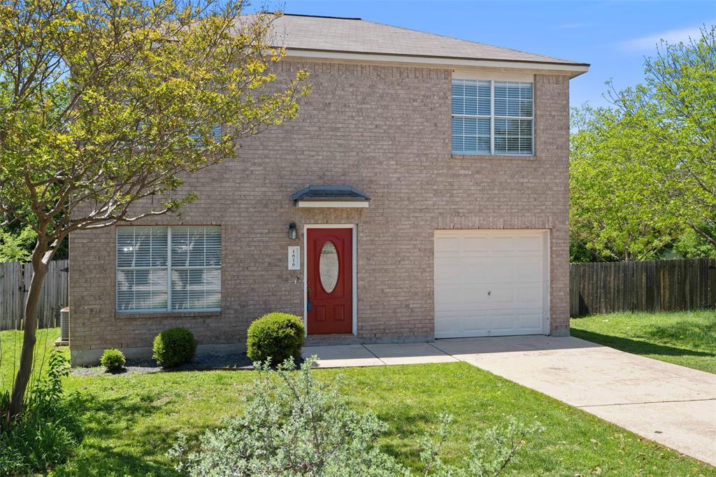 Foto principal - 1616 Windy Park Ct