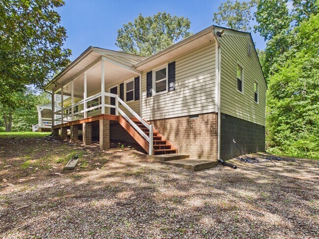 Foto del edificio - 3041 Clintwood Rd