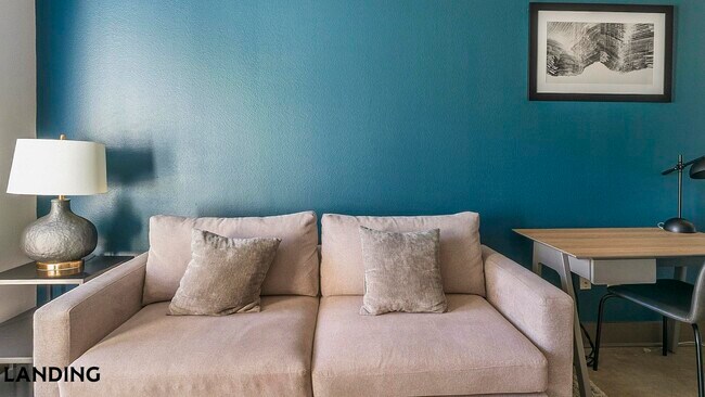 Foto del edificio - 14805 Grisby Rd