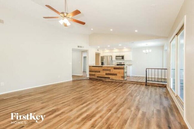Foto del edificio - 17635 N 33rd Ln