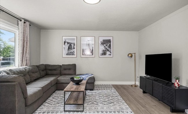 Foto del edificio - 1718 W Dean Ave