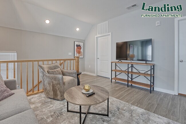 Building Photo - 115 Great Lawn Dr