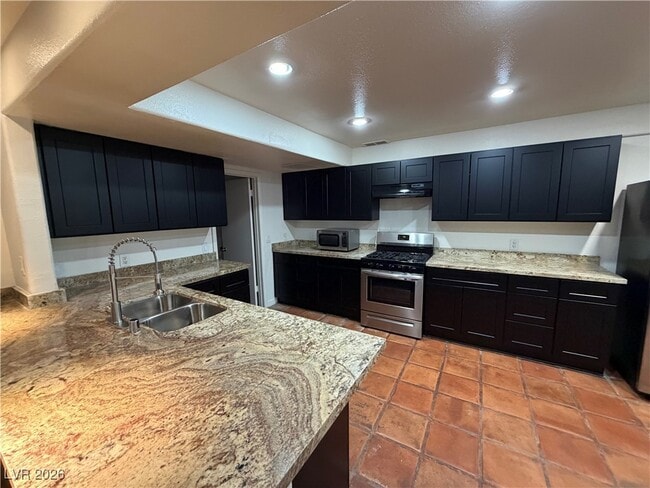 Foto del edificio - 908 Vegas Valley Dr