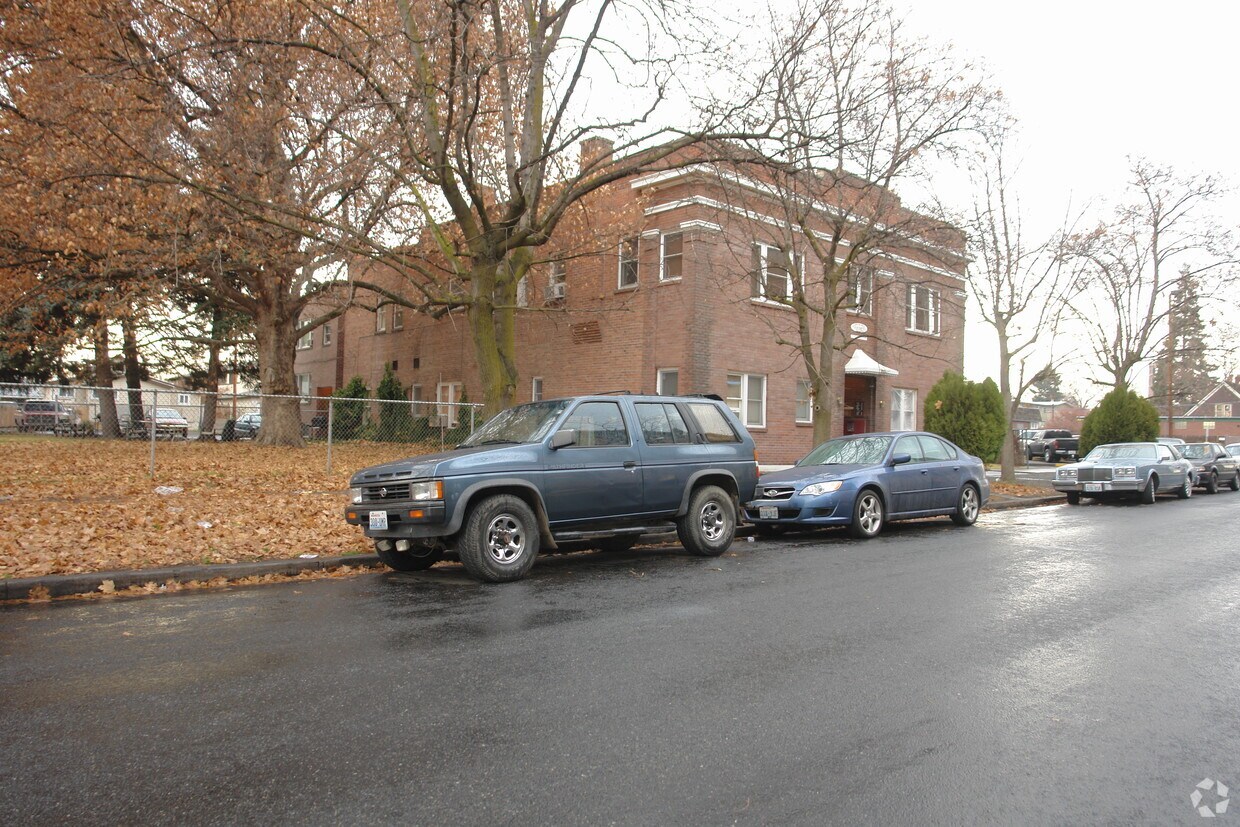 210 S 7th Ave, Yakima, WA 98902 210 S 7th Ave Yakima, WA