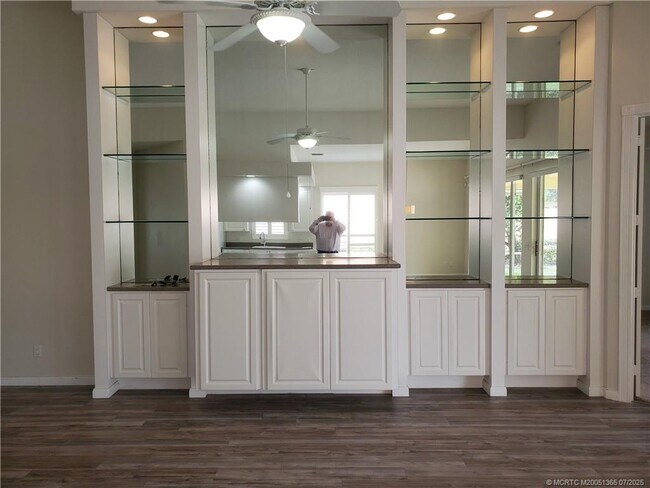 Foto del edificio - 11300 SW Northland Dr