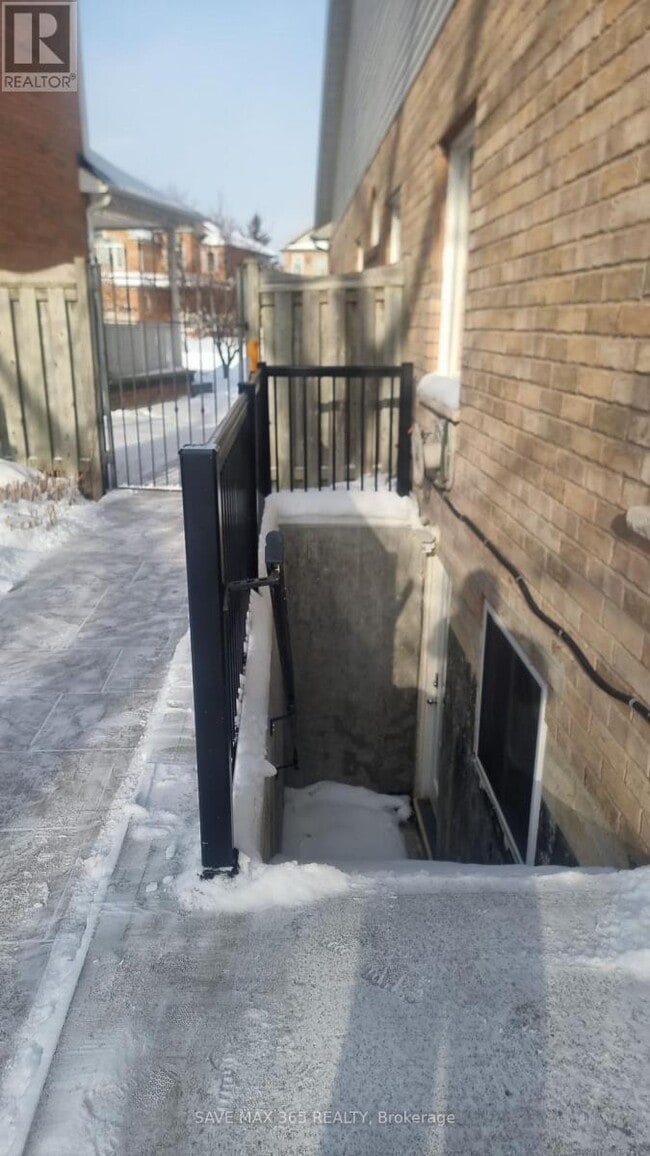 Photo du bâtiment - 6862 Gooderham Estate Blvd