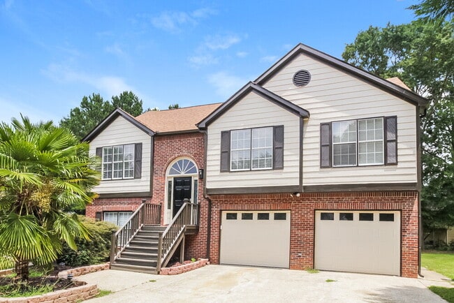 Building Photo - 2869 Overlake Run