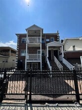 Building Photo - 25-10 94th St