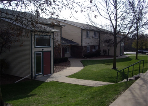 Building Photo - Silver Creek Apartments