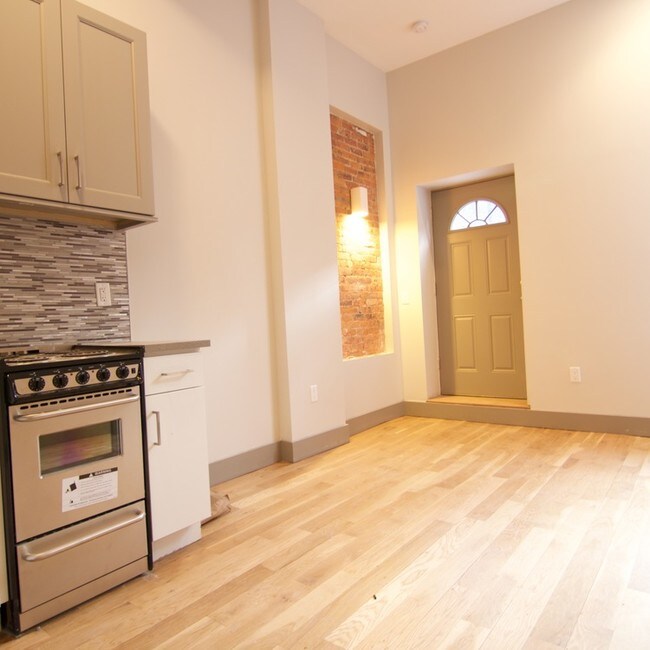 1000 Fulton St Unit 1b Brooklyn Ny 11238 Apartment For Rent In Primary Photo 1000 Fulton St