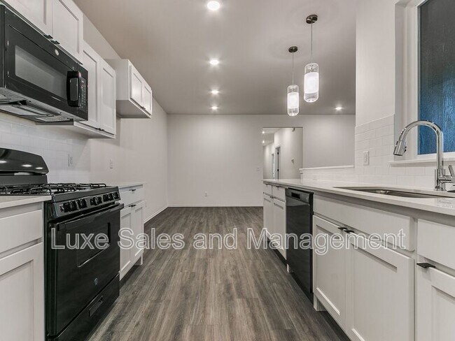 Foto del edificio - 8016 NW 110th Dr