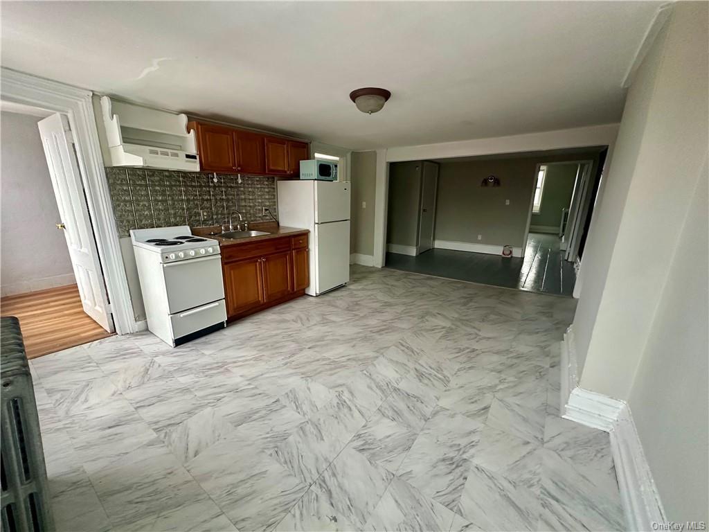 118A Main St Unit 3, Nyack, NY 10960 Apartment for Rent in Nyack, NY