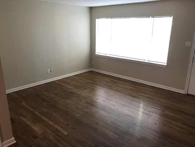 Photo - 2725 Forest Park Blvd Townhome