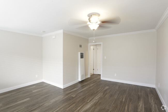 1HAB, 1BA - 700 ft² - Mississippi St. Apartments