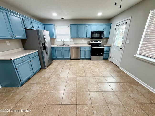 Foto del edificio - 12420 Brothers Ave