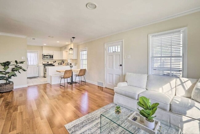 Foto del edificio - Charming 2BR House in Memphis