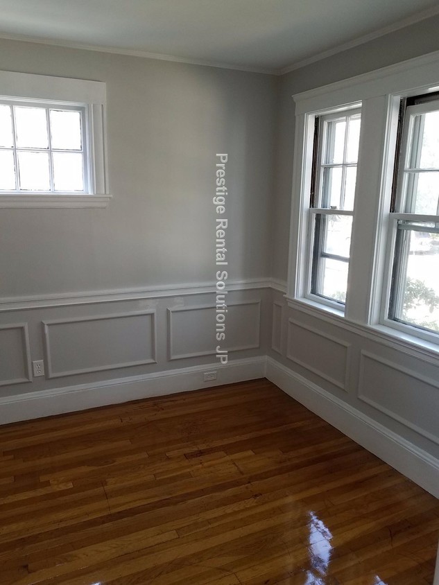 Primary Photo - 136 Arlington St