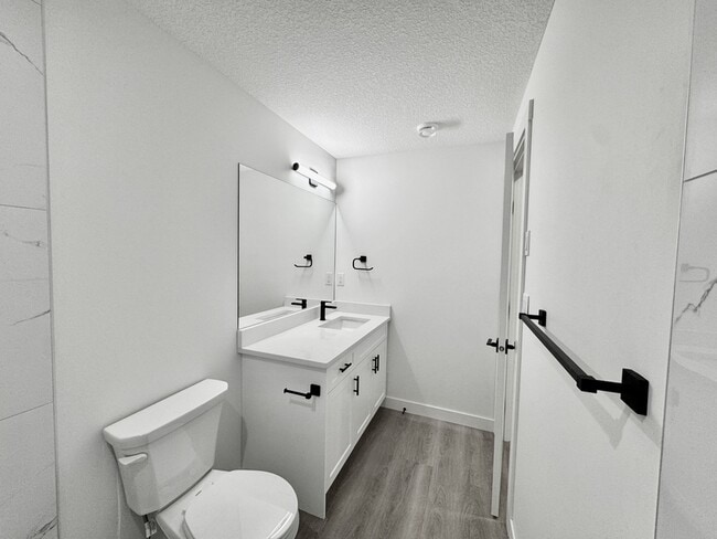 Building Photo - 8714 83 Ave NW