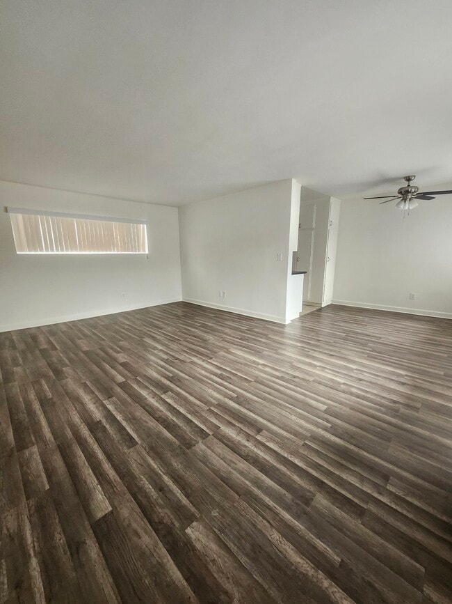 Living Room - 6551 De Soto Ave