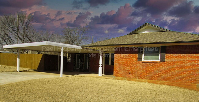 Foto del edificio - 701 NW 2nd St