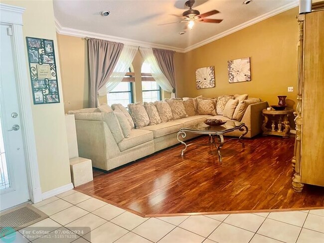 Foto del edificio - 6757 SW Travers St