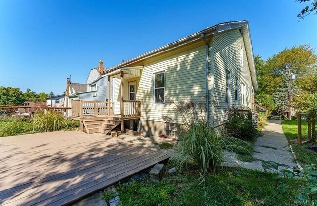 Foto del edificio - 4967 Western Hills Ave