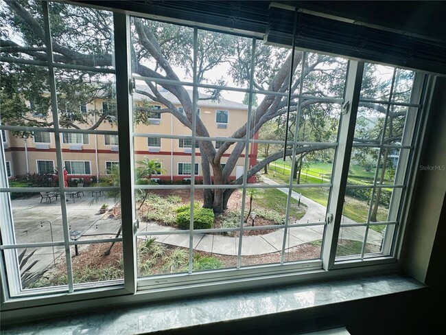 Foto del edificio - 861 W Lumsden Rd