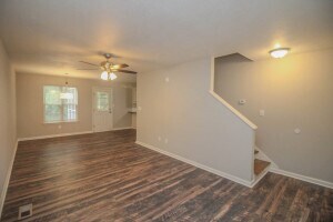 Foto del edificio - 321 Crawford Mill Ln