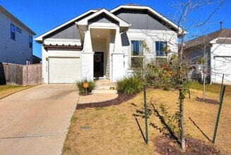 Building Photo - 11820 Pecangate Way