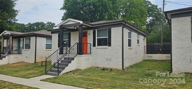 Building Photo - 306 State St
