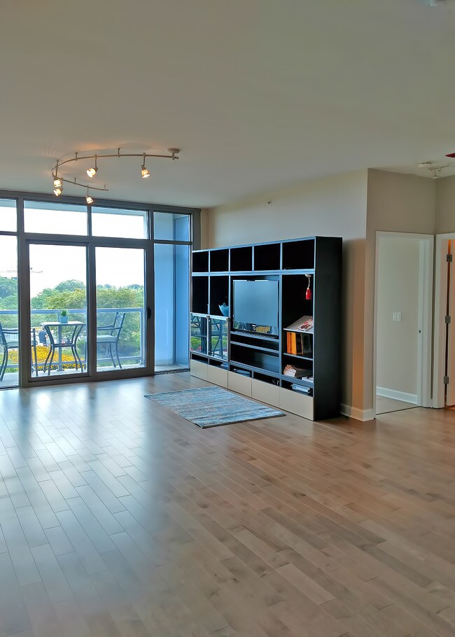 Foto del edificio - 1235 S Prairie Ave