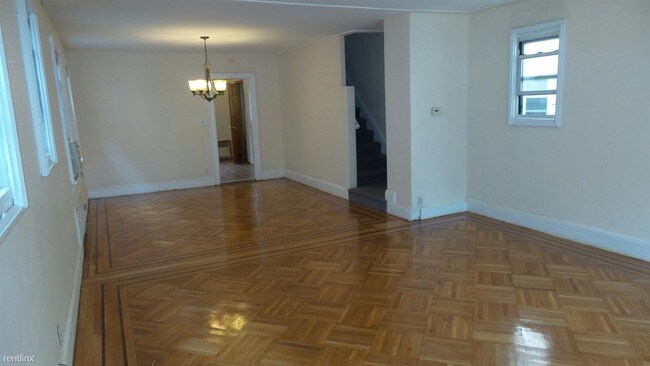 Foto del edificio - 9507 71st Ave