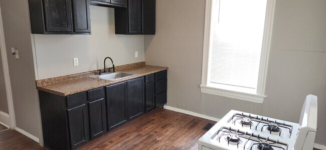 Foto del edificio - 4643 Louisiana Ave