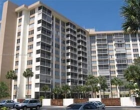 Building Photo - 10777 W Sample Rd