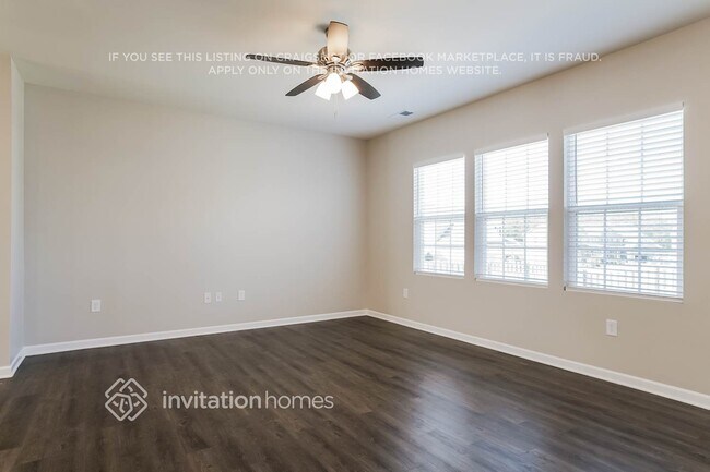 Foto del edificio - 1801 Birdhouse Ln