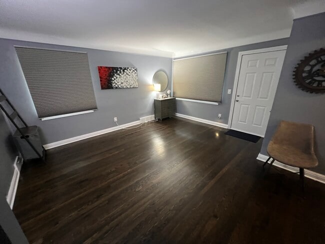 Living Room - 207 N Campbell Rd